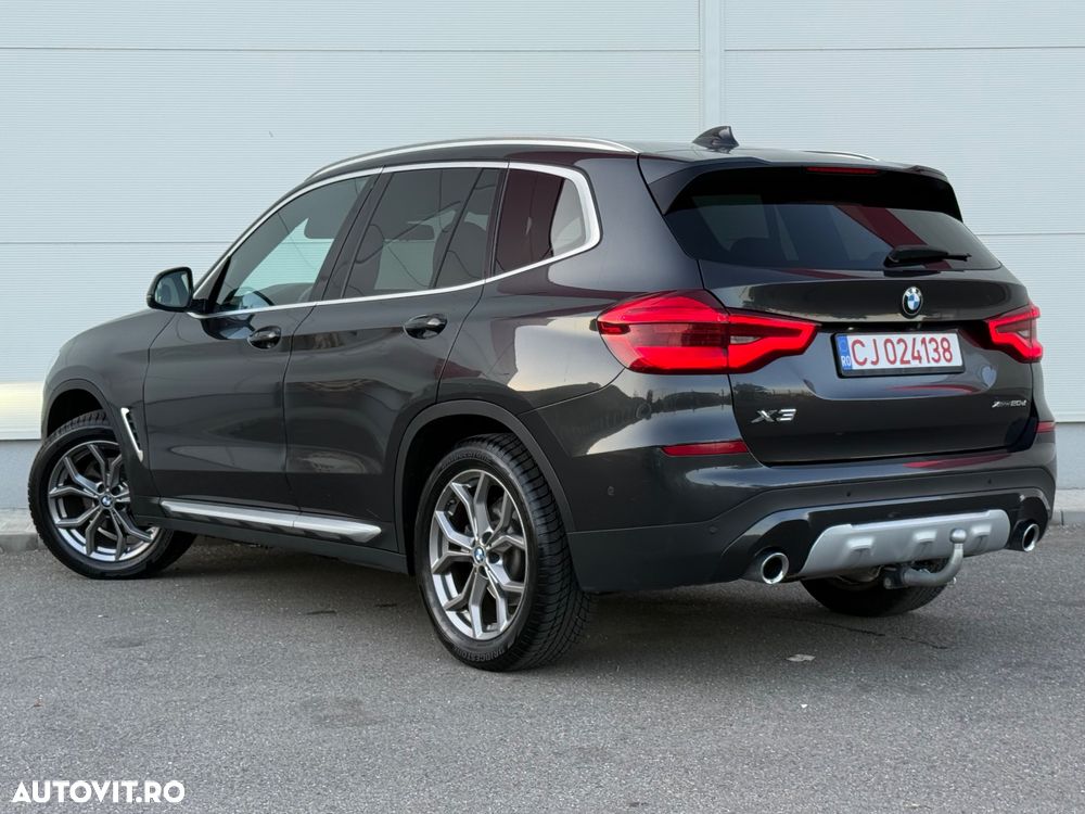 BMW X3 xDrive20d AT Luxury Line - 4