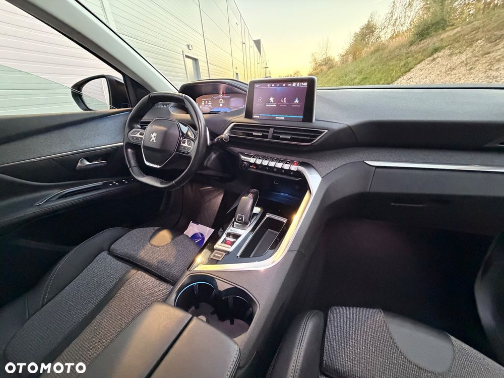 Peugeot 5008 - 12