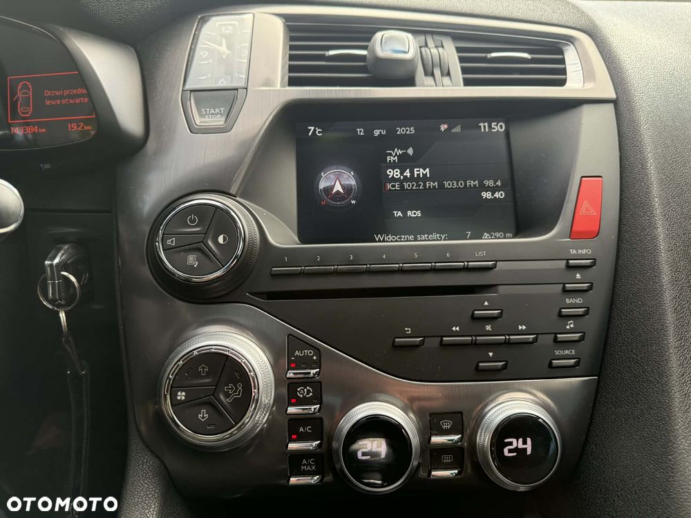 Citroën DS5 1.6 THP SportChic - 13