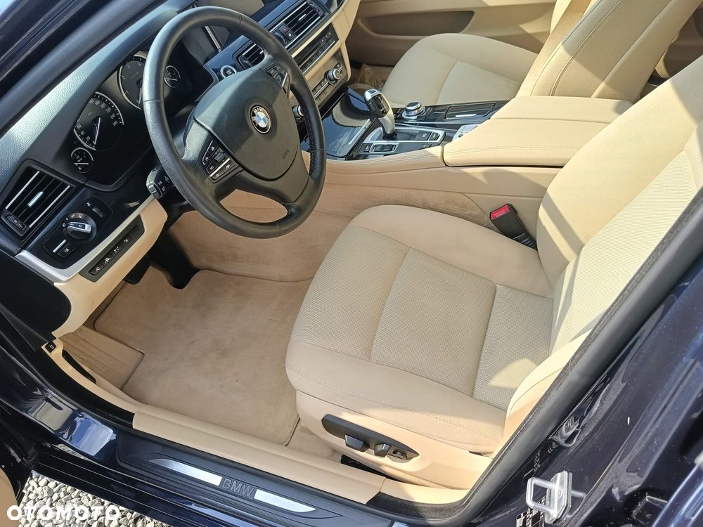 BMW Seria 5 520d Luxury Line - 15