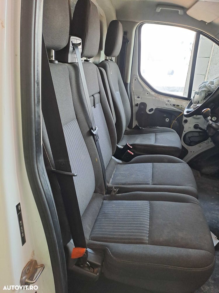 Dezmembrez Ford  Tranzit Custom 2.2 euro5 2014  Tip DRFF - 7