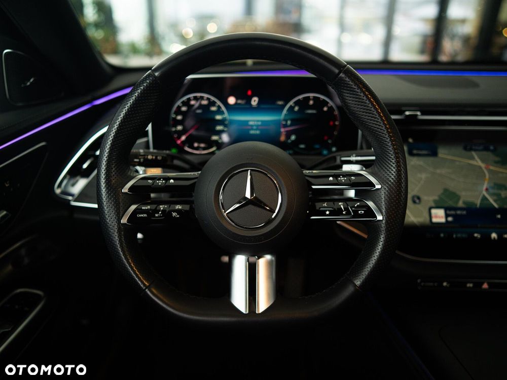 Mercedes-Benz Klasa E - 12