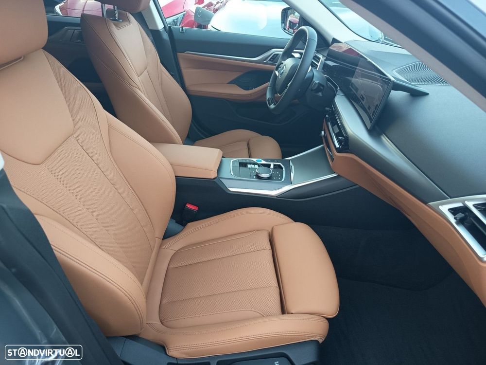 BMW i4 eDrive35 - 24