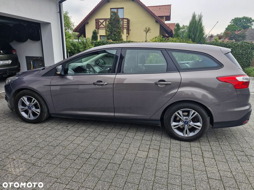 Ford Focus 1.0 EcoBoost 99g Start-Stopp-System SYNC Edition - 6