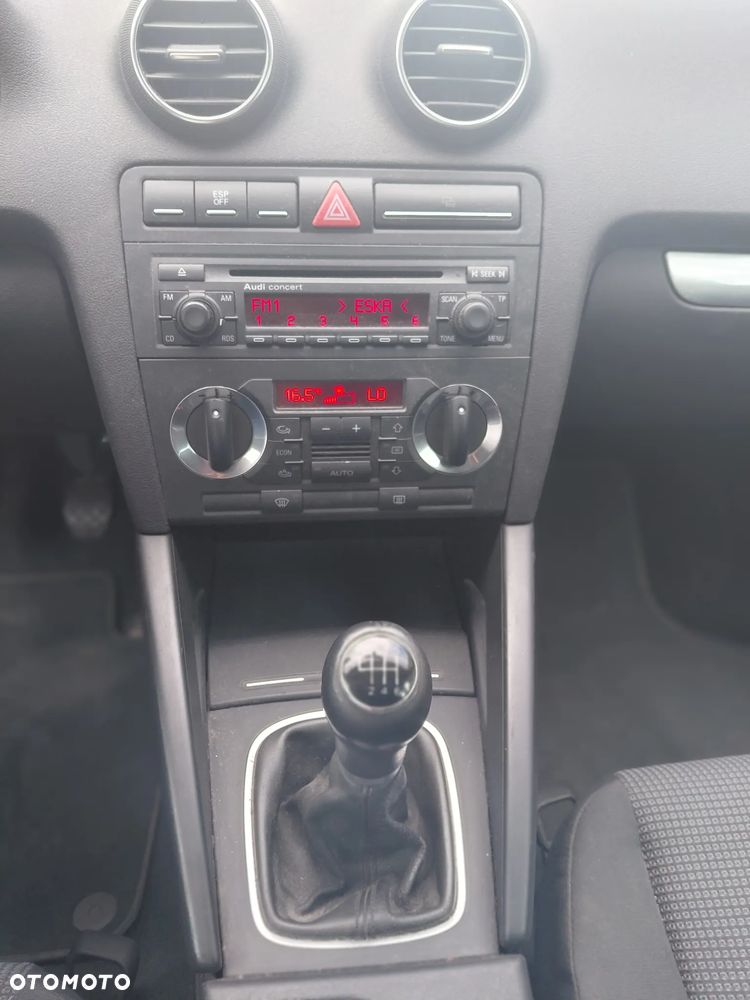 Audi A3 3-drzwiowe 2.0 TDI DPF Ambiente - 16