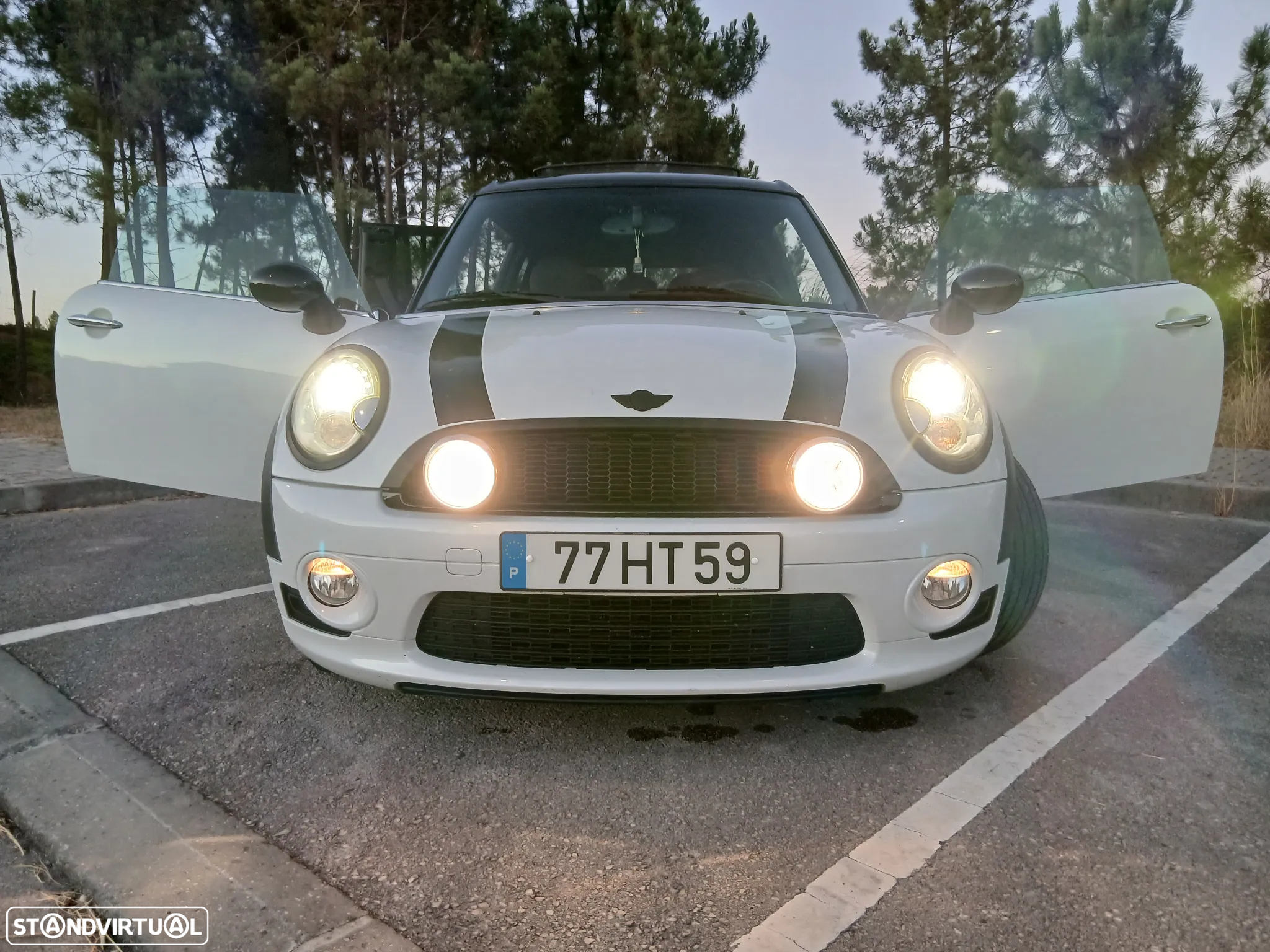 MINI Clubman Cooper D - 18