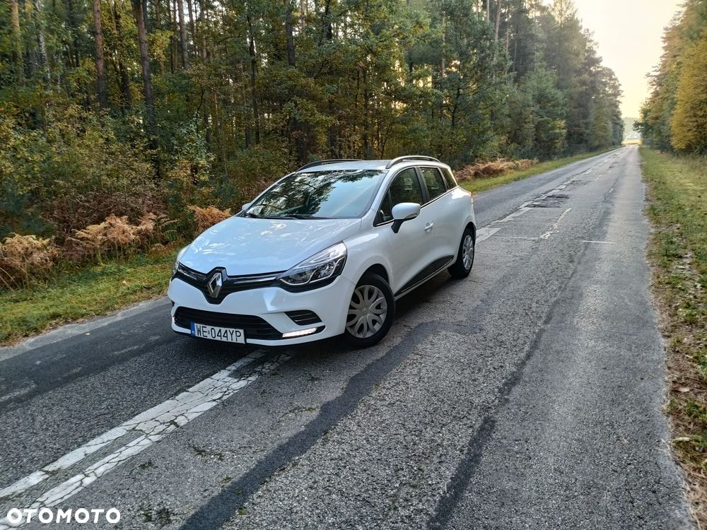 Renault Clio - 26
