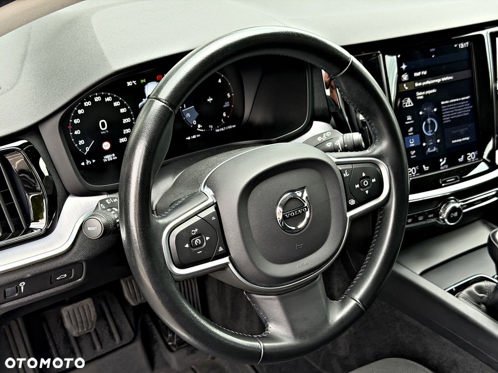 Volvo V60 D4 Drive-E Dynamic Edition (Momentum) - 16