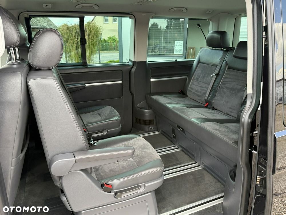 Volkswagen Multivan - 7