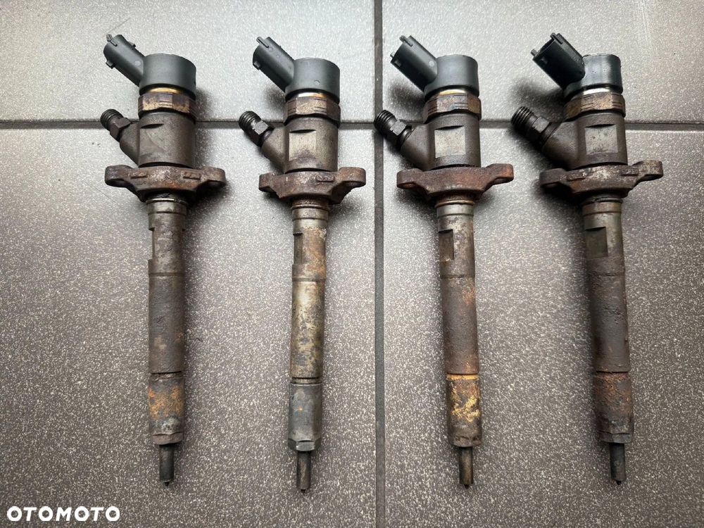 WTRYSKIWACZ 1.6 TDCI FORD VOVLO MAZDA 0445110239 - 3