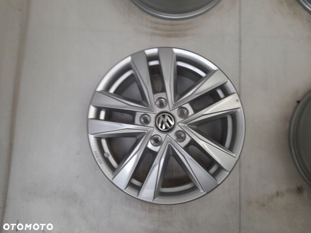 Felgi aluminiowe Volkswagen OE 7T0071497 6.5" x 17" 5x120 ET60 - 5