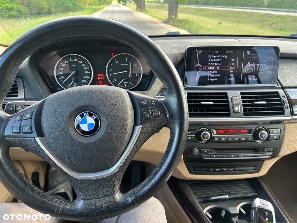 BMW X5 3.0sd xDrive - 17