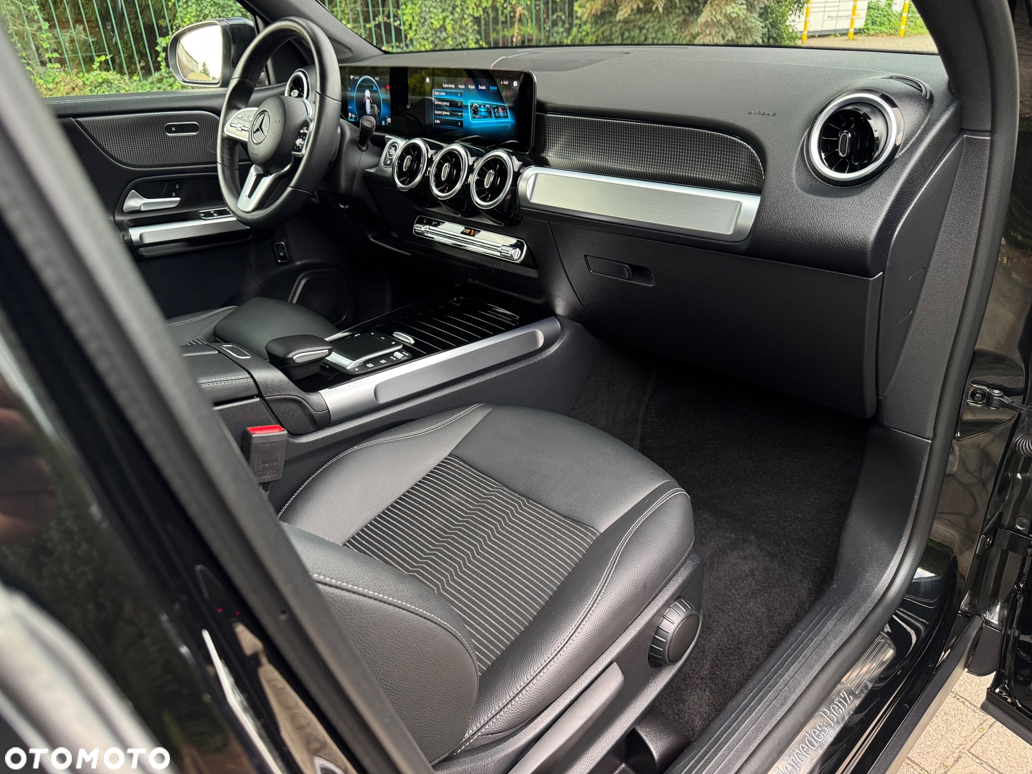 Mercedes-Benz GLB 200 d 8G-DCT Progressive Advanced - 26