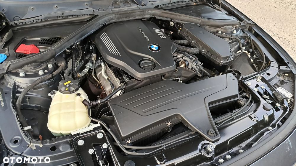 BMW Seria 3 320d - 11