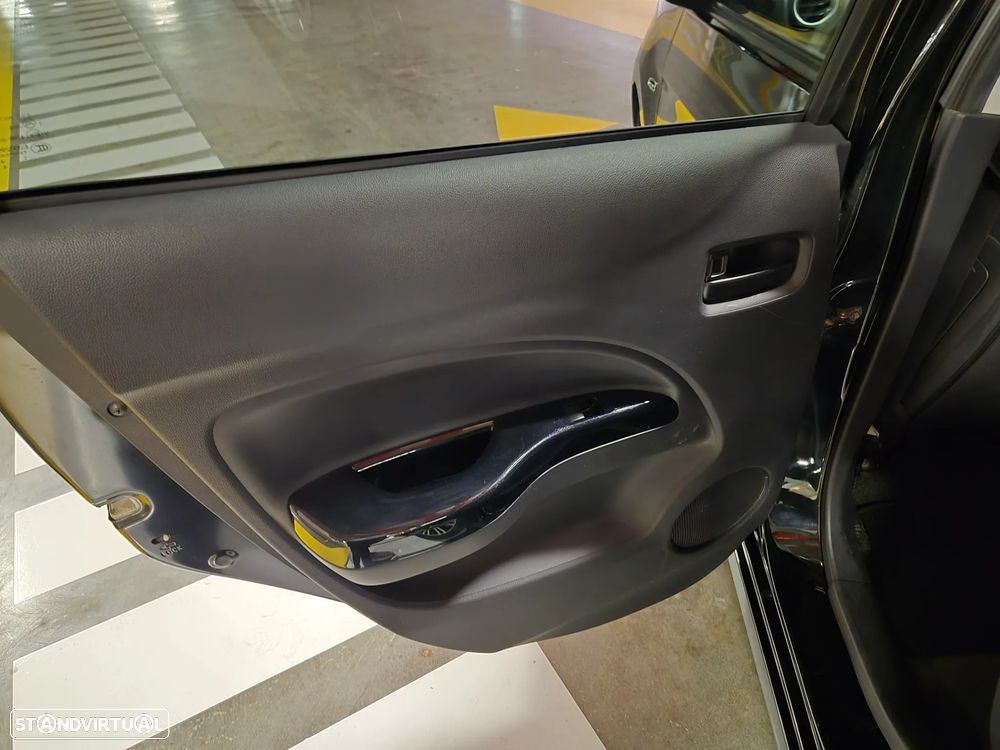 Mitsubishi Space Star 1.2 Intense - 29