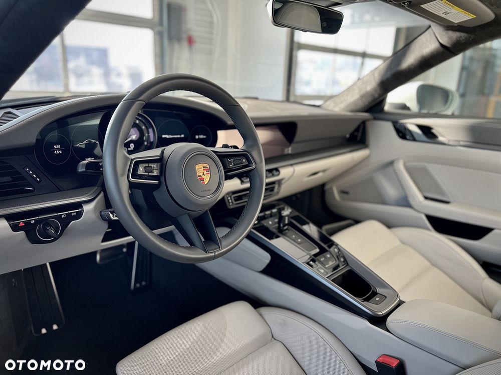 Porsche 911 Carrera S PDK - 5