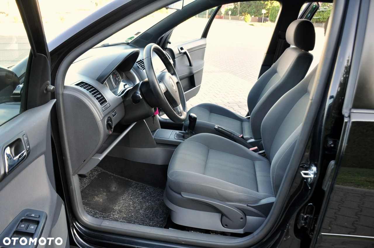 Volkswagen Polo - 22