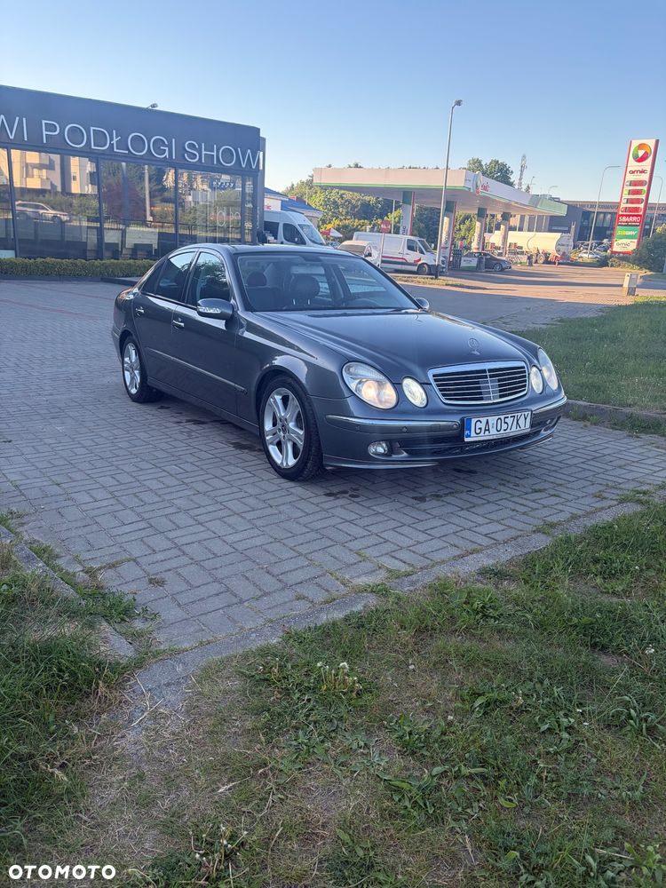 Mercedes-Benz Klasa E 500 Avantgarde - 16