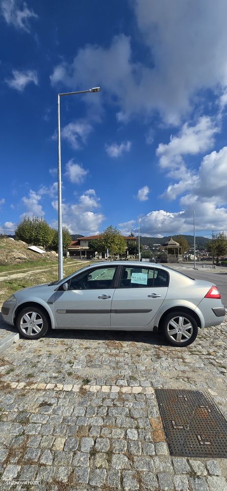 Renault Mégane - 5