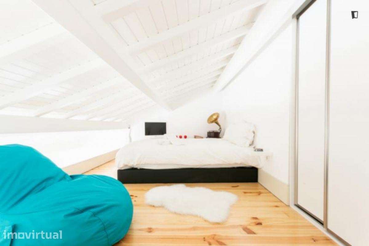 Apartamento com 1 quartos - localizado em Cedofeita Porto - Grande imagem: 2/32