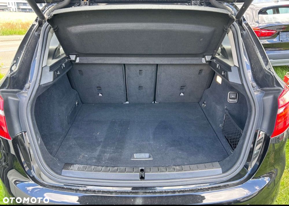 BMW Seria 2 218d Advantage - 8