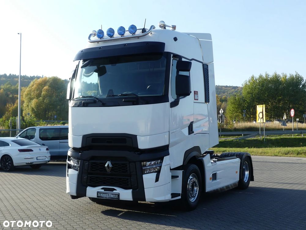 Renault T