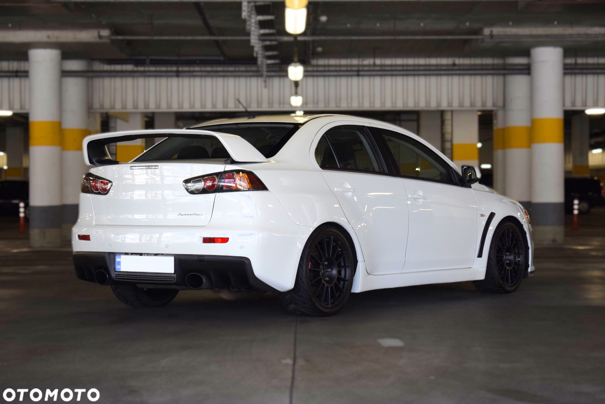 Mitsubishi Lancer Evolution - 13