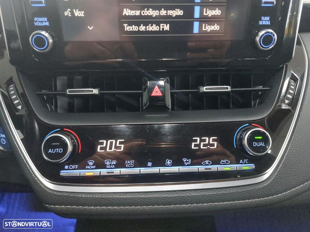 Toyota Corolla 2.0 Hybrid Exclusive - 26