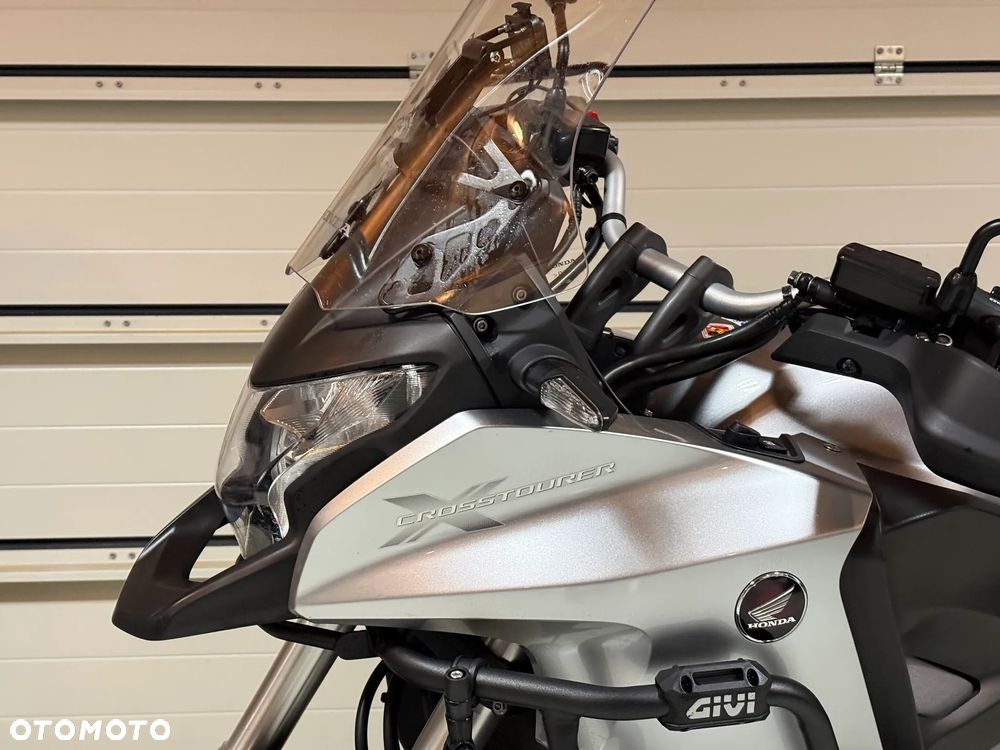 Honda VFR - 3