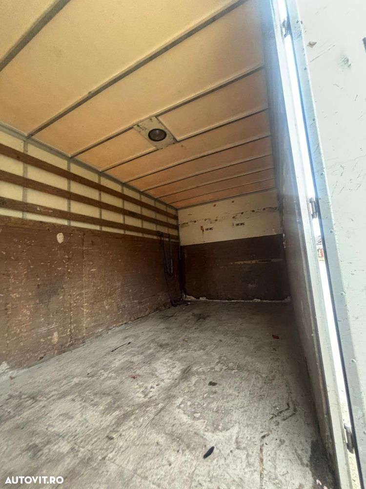 Mercedes-Benz SPRINTER cu lift - 10