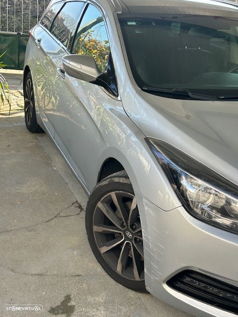 Hyundai i40 SW 1.7 CRDi Blue Comfort - 2