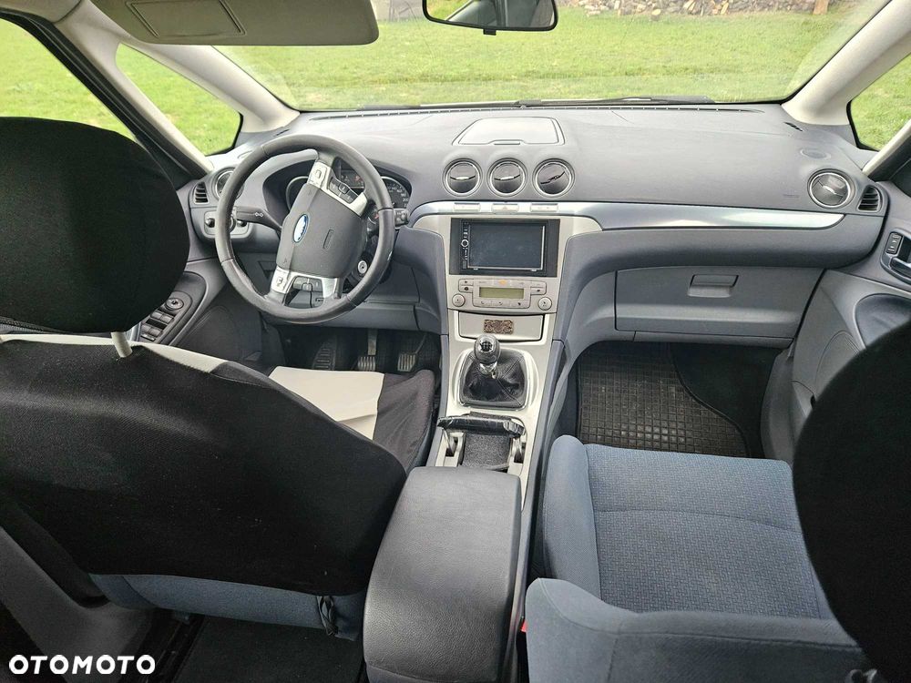 Ford S-Max - 6