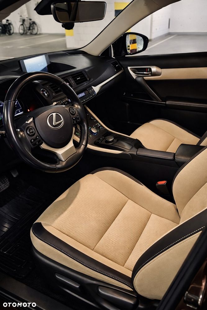 Lexus CT 200h Elegance EU6 - 12