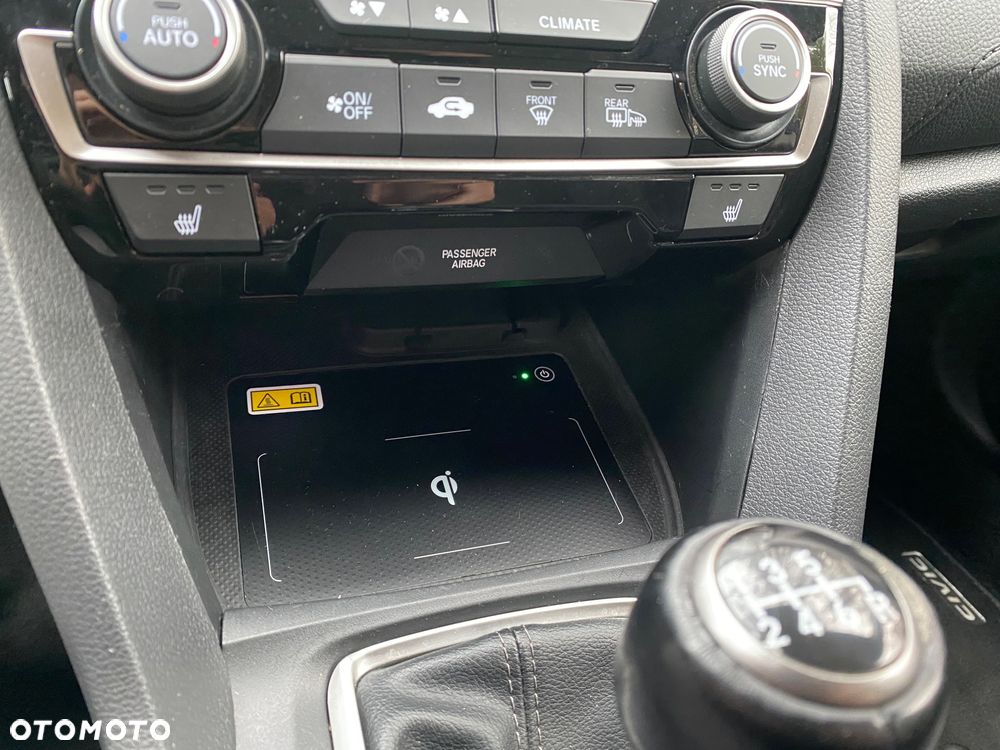 Honda Civic 1.5 T Executive - 27