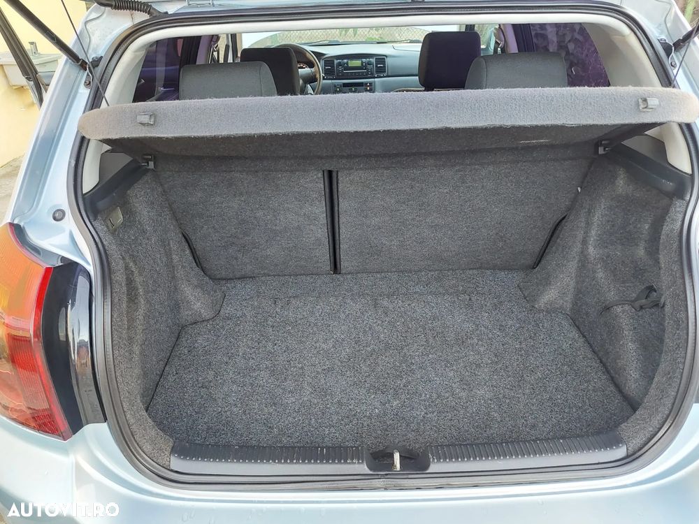 Toyota Corolla - 6