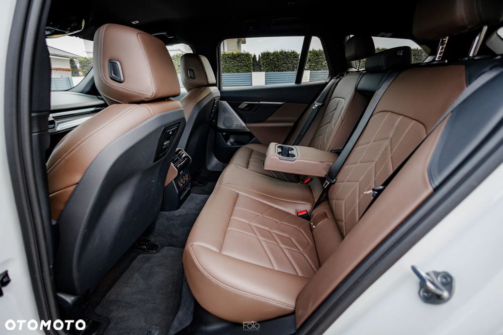 BMW Seria 5 520d xDrive M Sport sport - 39