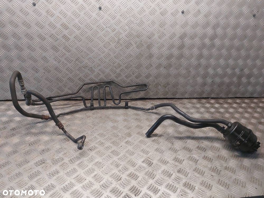 ZBIORNICZEK PŁYNU WSPOMAGANIA BMW E87 118d 2.0 D 1097164 6764737 - 1