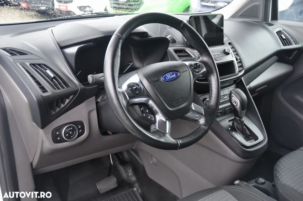 Ford Transit Connect - 15