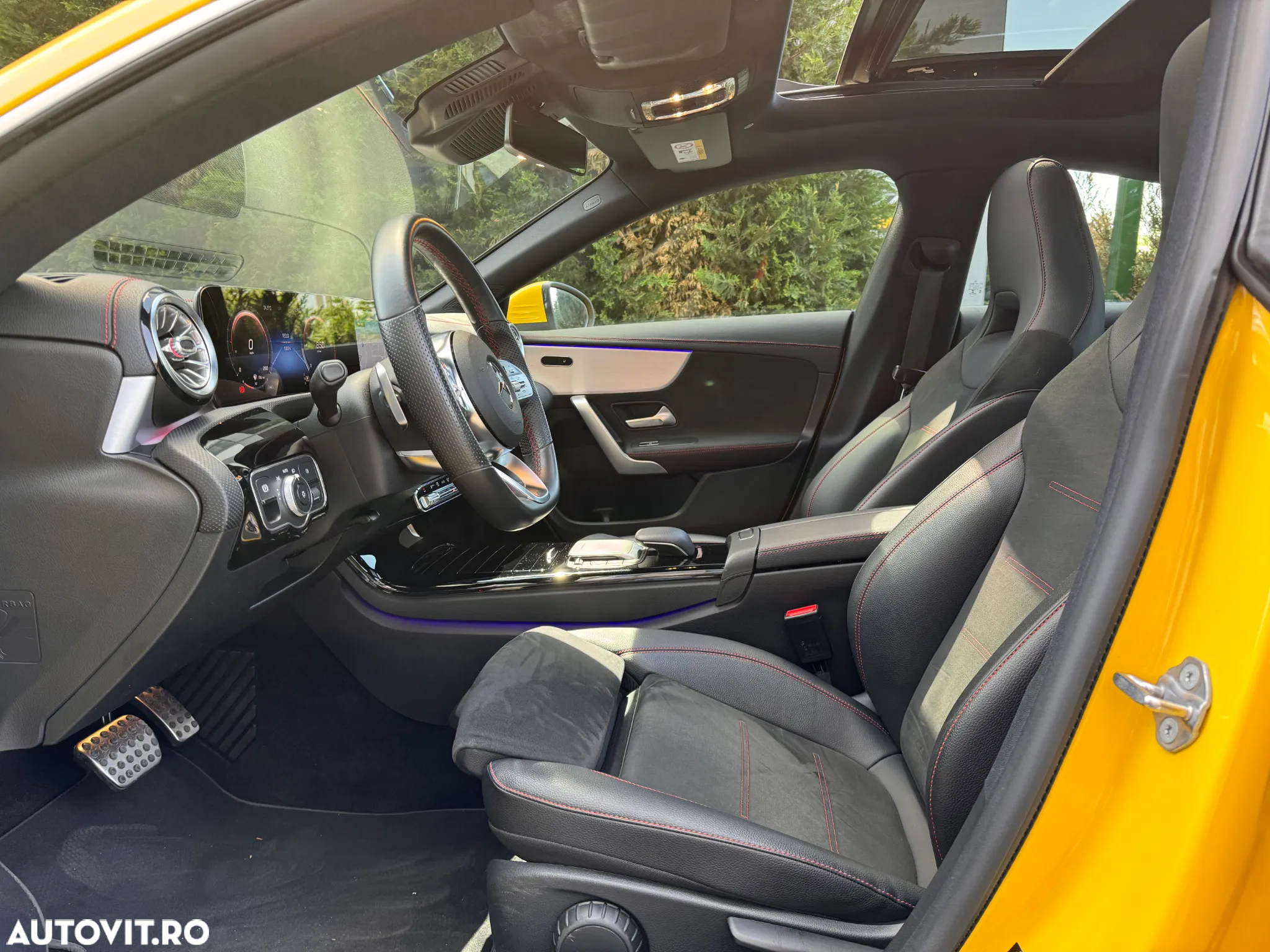 Mercedes-Benz CLA 180 d Shooting Brake 7G-DCT AMG Line - 23