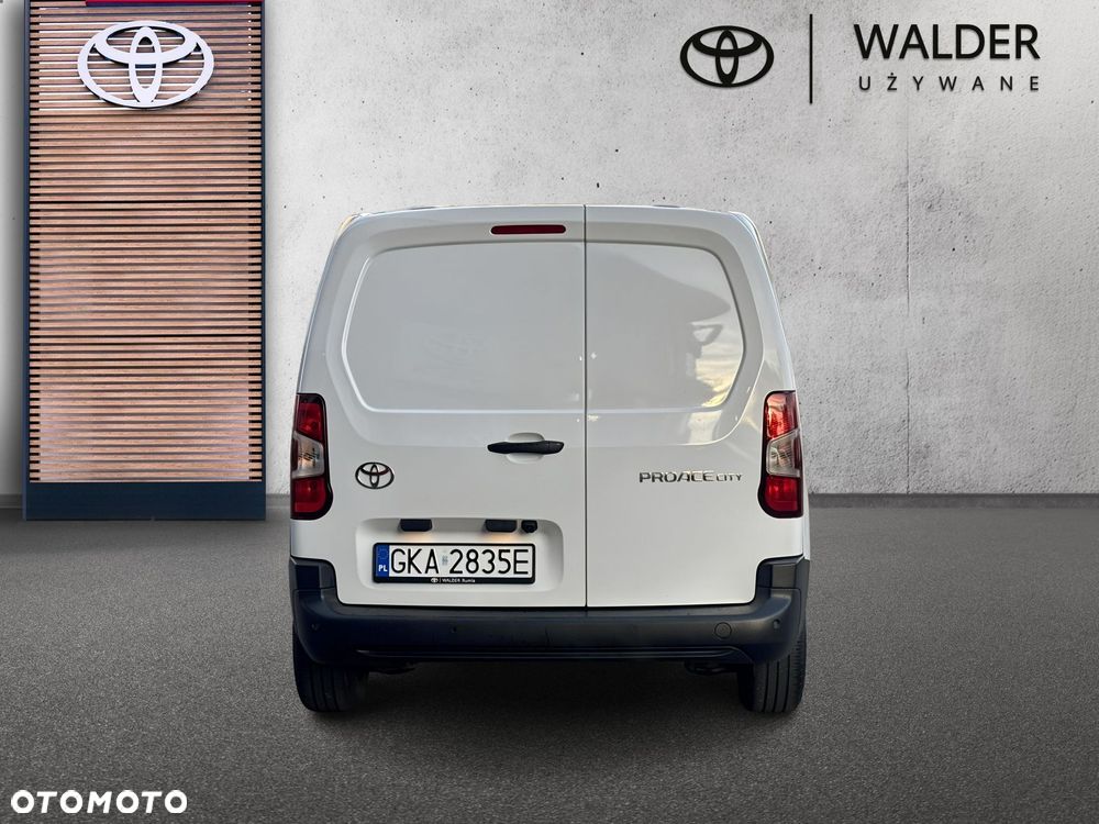 Toyota PROACE CITY - 7