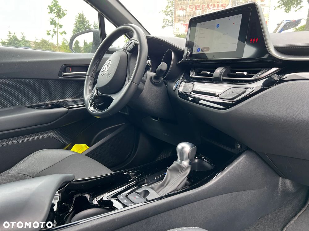 Toyota C-HR ver-1-8-hybrid-executive - 26