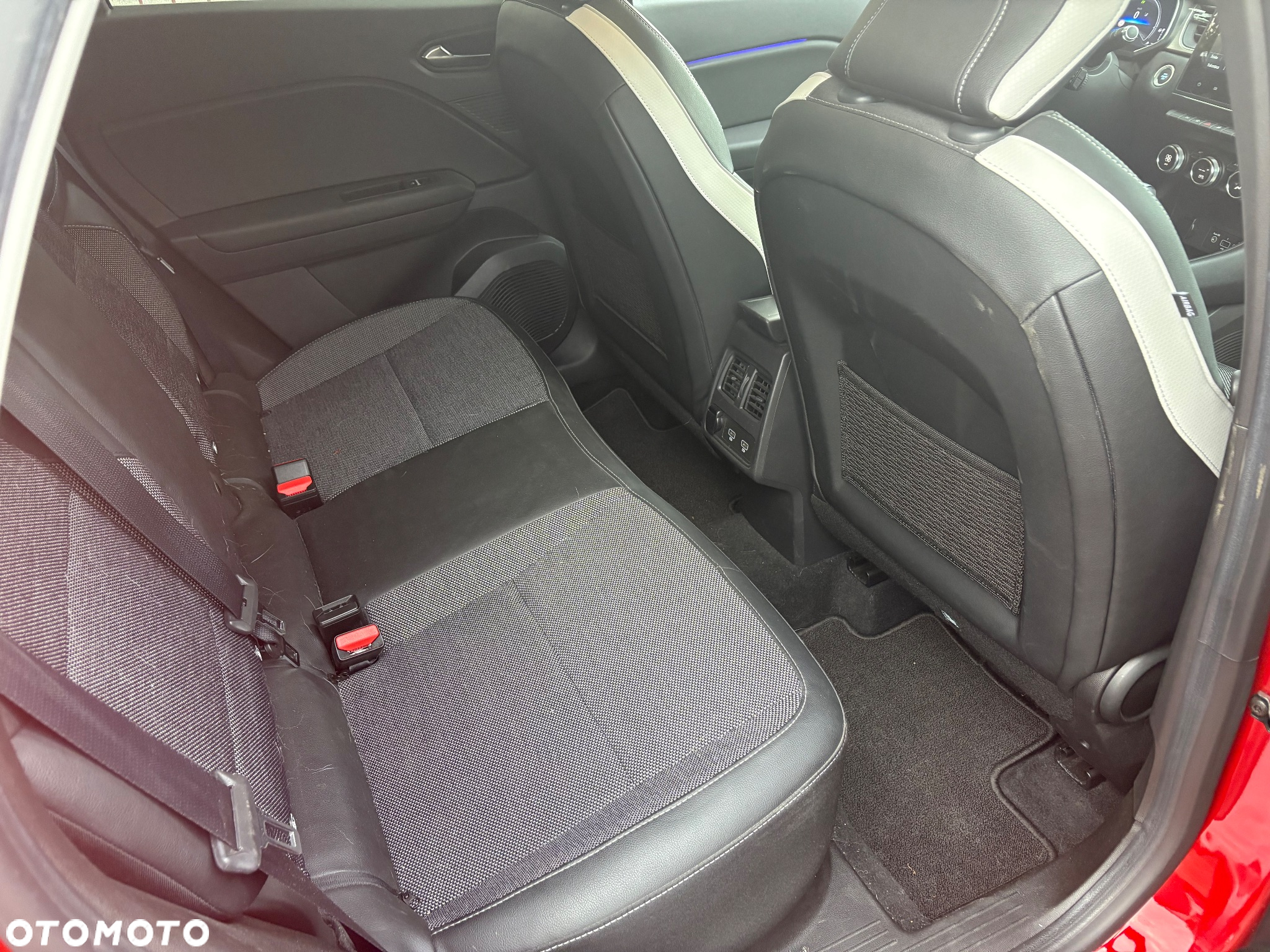 Renault Captur 1.6 E-TECH Full Hybrid 145 E-Tech Engineered - 21