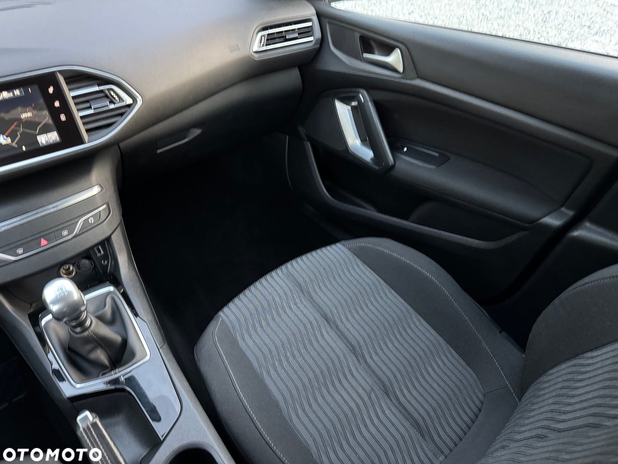 Peugeot 2008 1.2 VTi/Pure Tech Active - 13