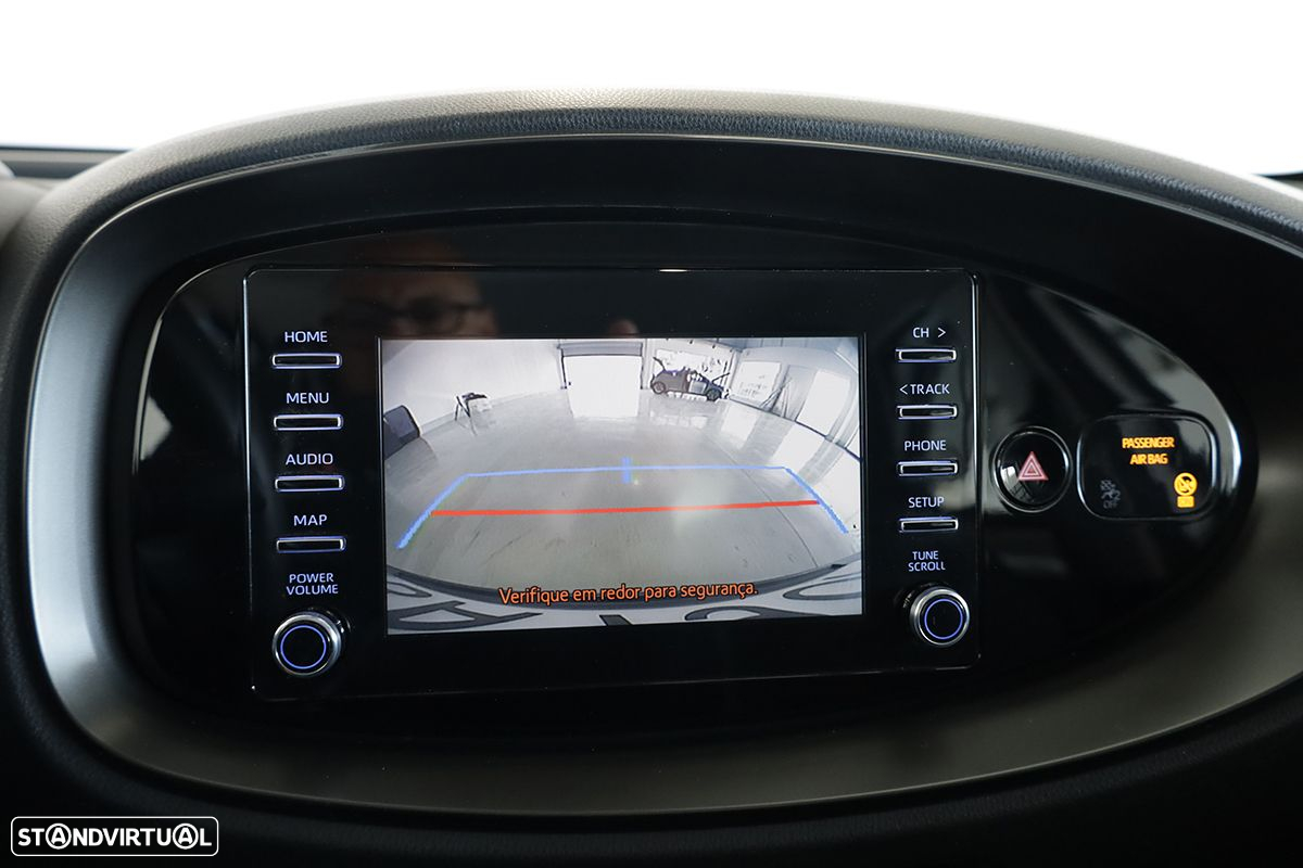 Toyota Aygo 1.0 X-Play - 11