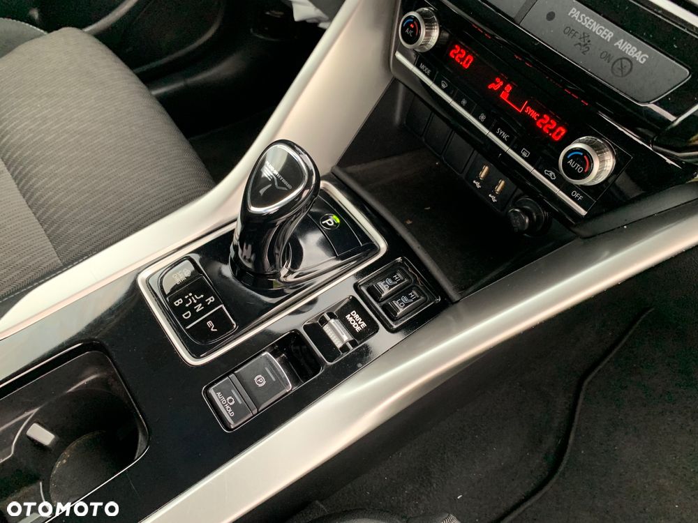 Mitsubishi Eclipse Cross - 15