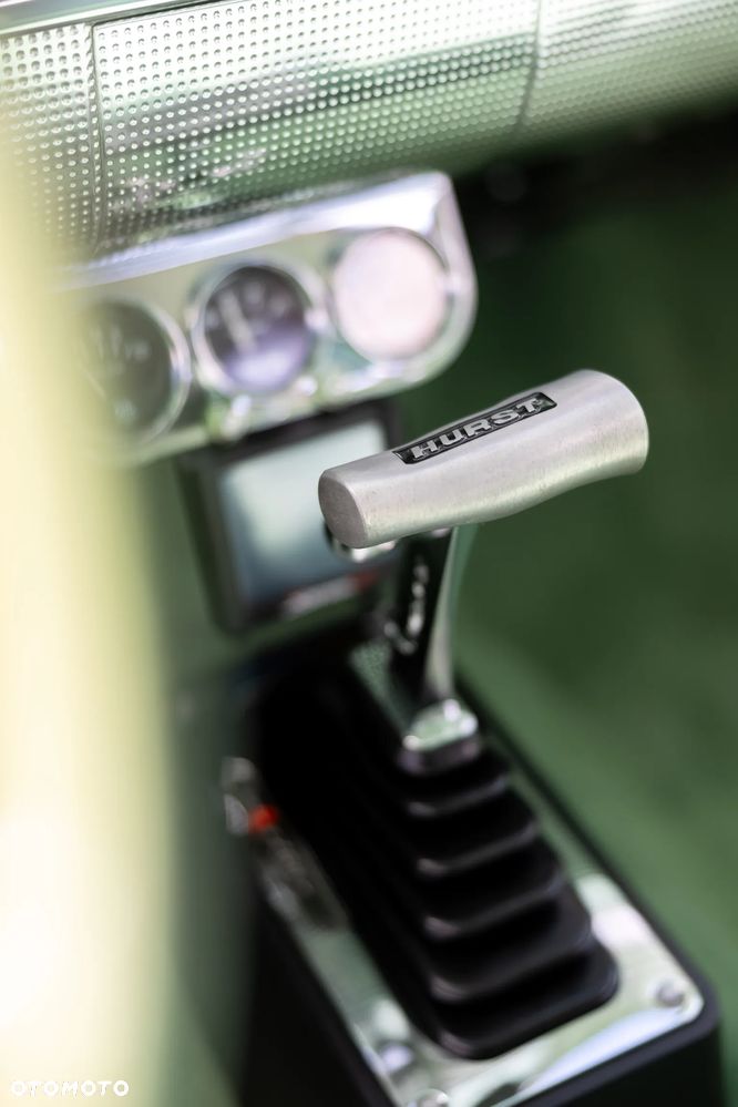 Chevrolet Impala - 29