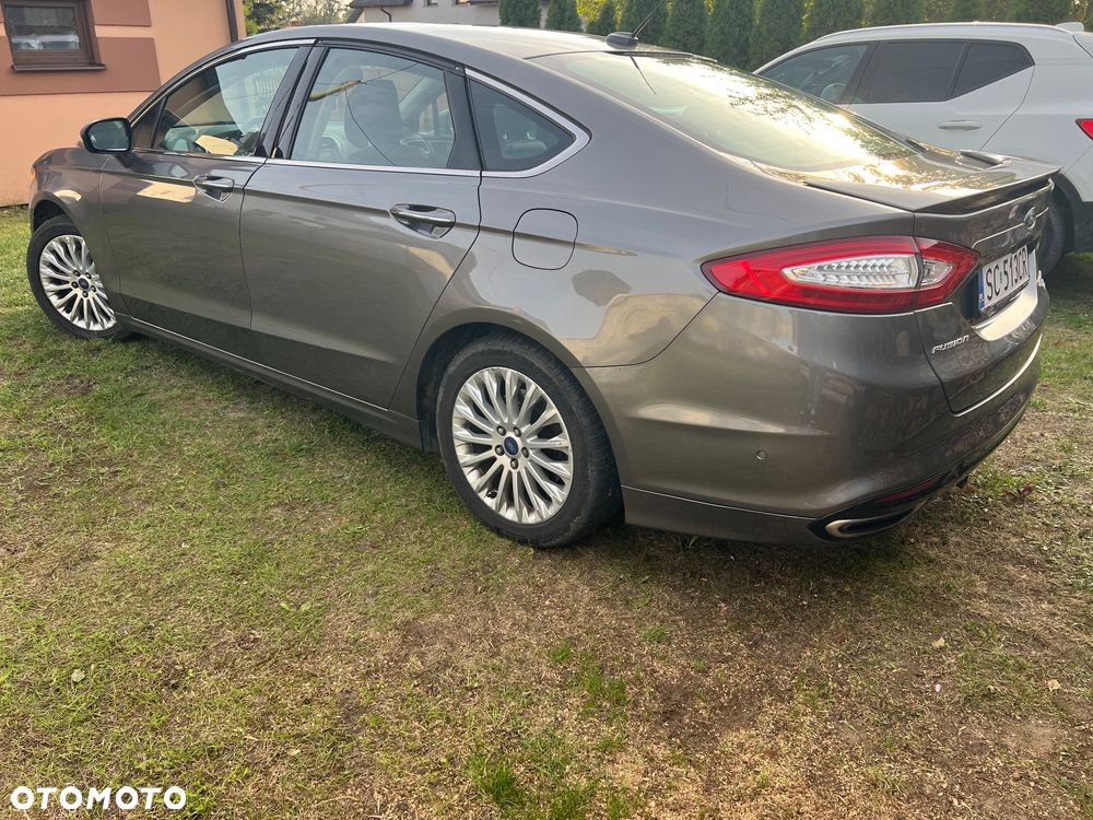 Ford Mondeo 2.0 EcoBoost Titanium - 10