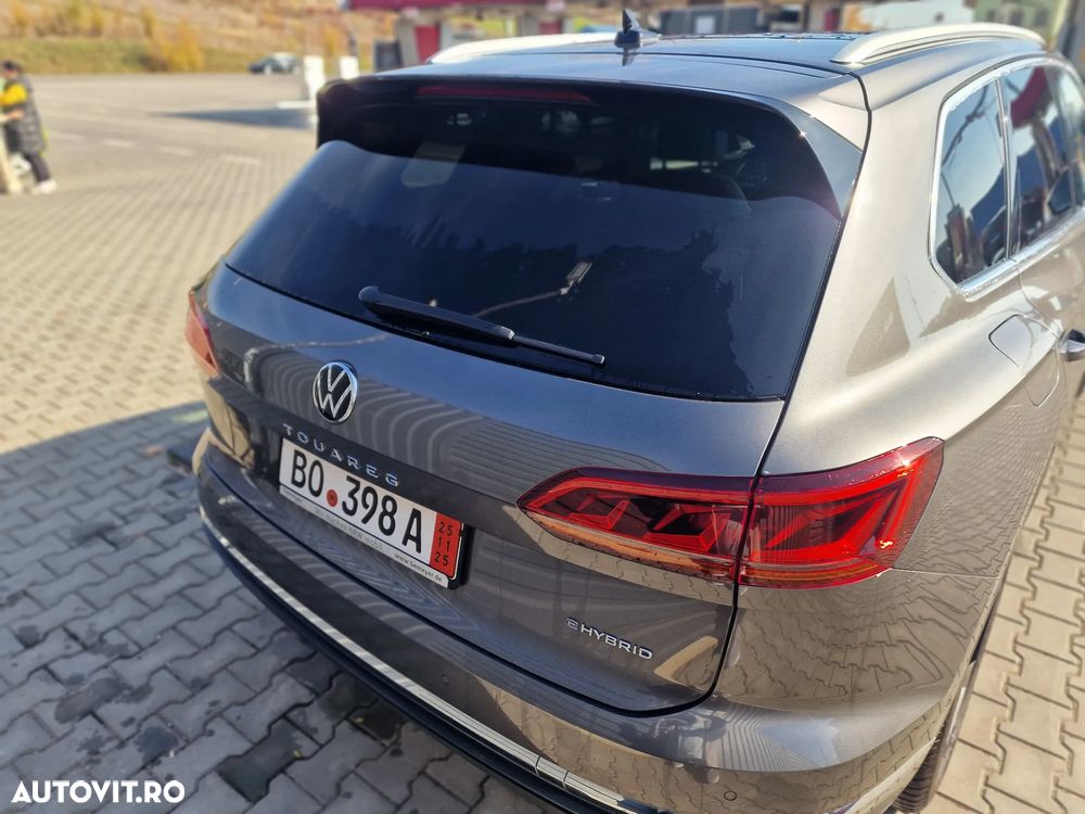 Volkswagen Touareg 3.0 V6 e-Hybrid 4Motion Aut. Elegance - 10