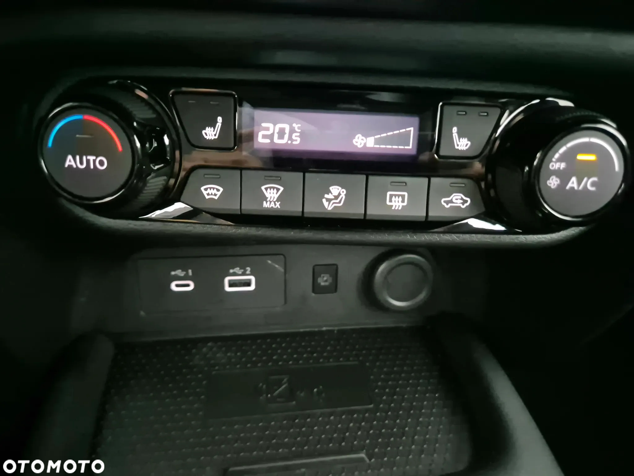 Nissan Juke 1.0 DIG-T N-Connecta DCT - 13