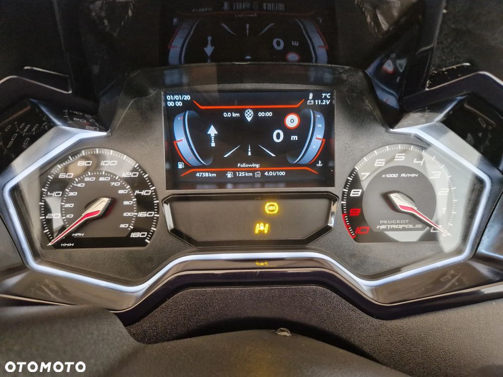 Peugeot Metropolis - 39